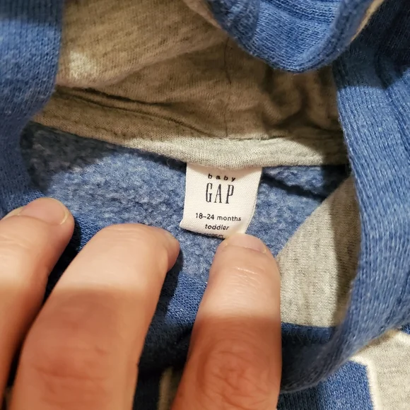 ♦️3/25♦️Gap Toddler Hoodie Size 18-24 Months - Picture 2 of 2